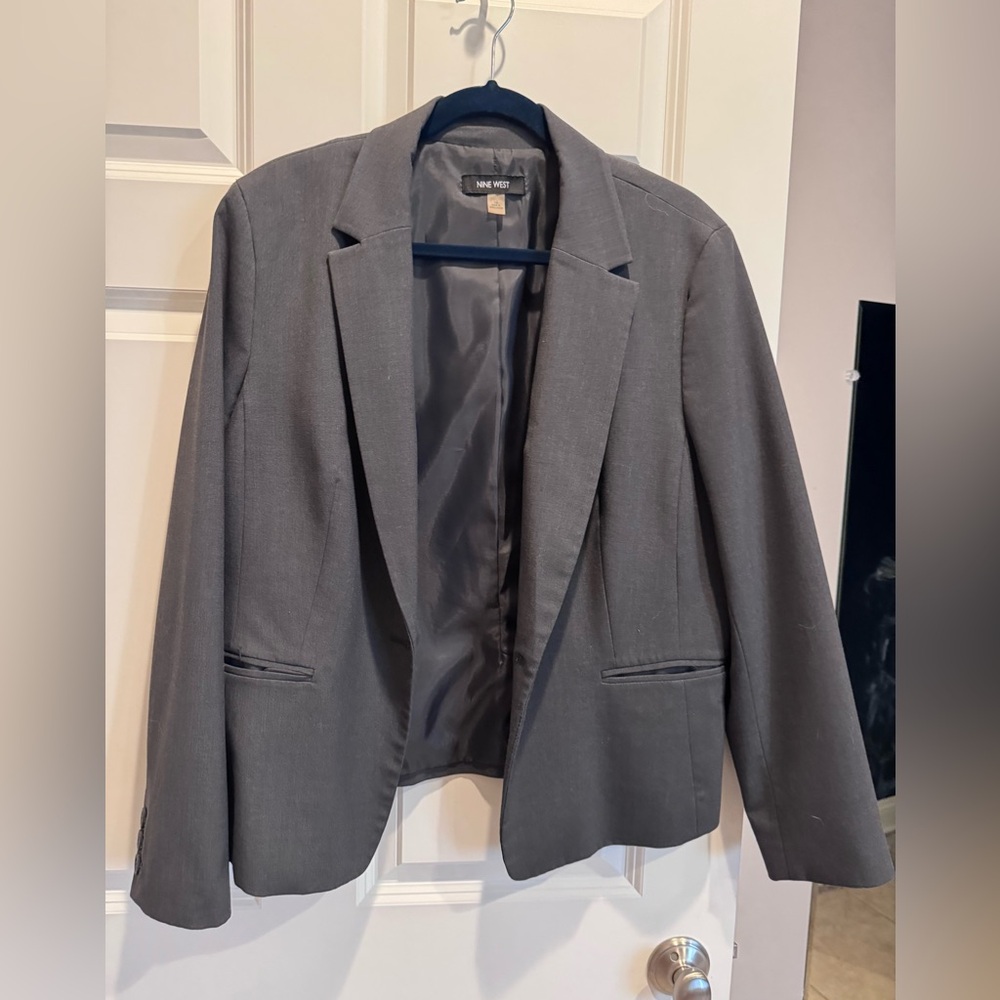 Nine West Classic Gray Blazer